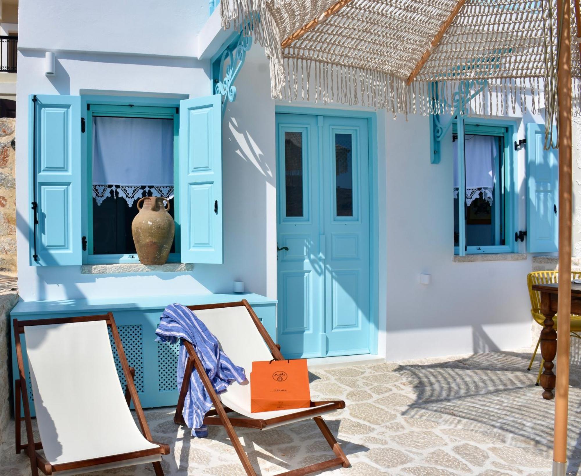 Salt Retreat - Seafront Villa Chalki Town Exteriör bild